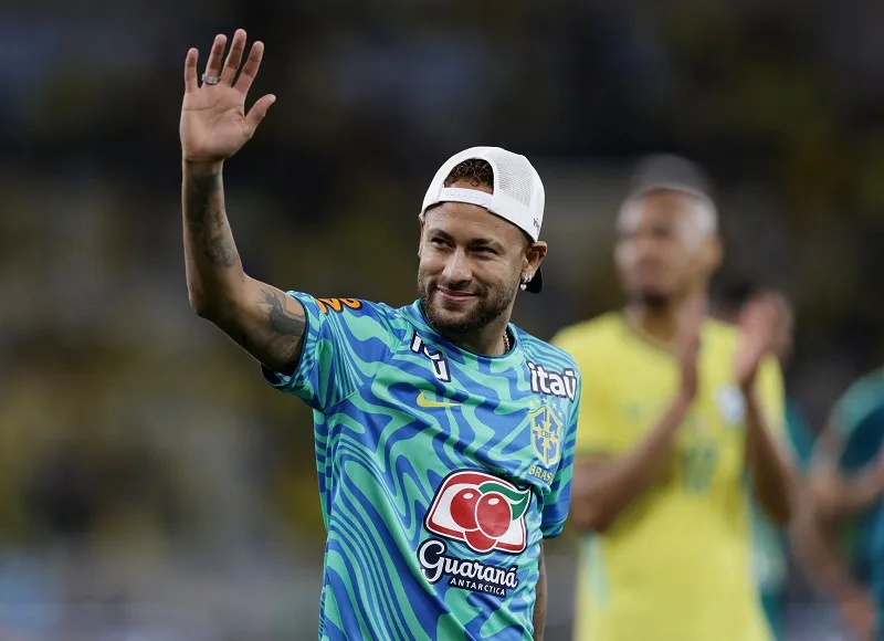 neymar dang da cho cau lac bo